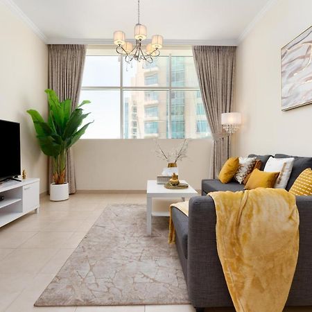 Spacious 2 Beds 5 Min Walk From Dubai Mall With Brand New Gym And Rooftop Swimming Pool 아파트 외부 사진