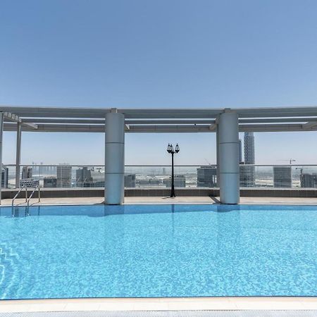 Spacious 2 Beds 5 Min Walk From Dubai Mall With Brand New Gym And Rooftop Swimming Pool 아파트 외부 사진