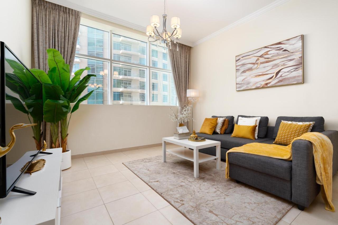 Spacious 2 Beds 5 Min Walk From Dubai Mall With Brand New Gym And Rooftop Swimming Pool 아파트 외부 사진